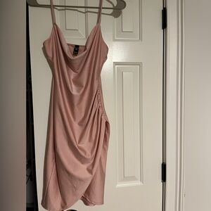 Small Windsor pink dress with cowl neck and slit